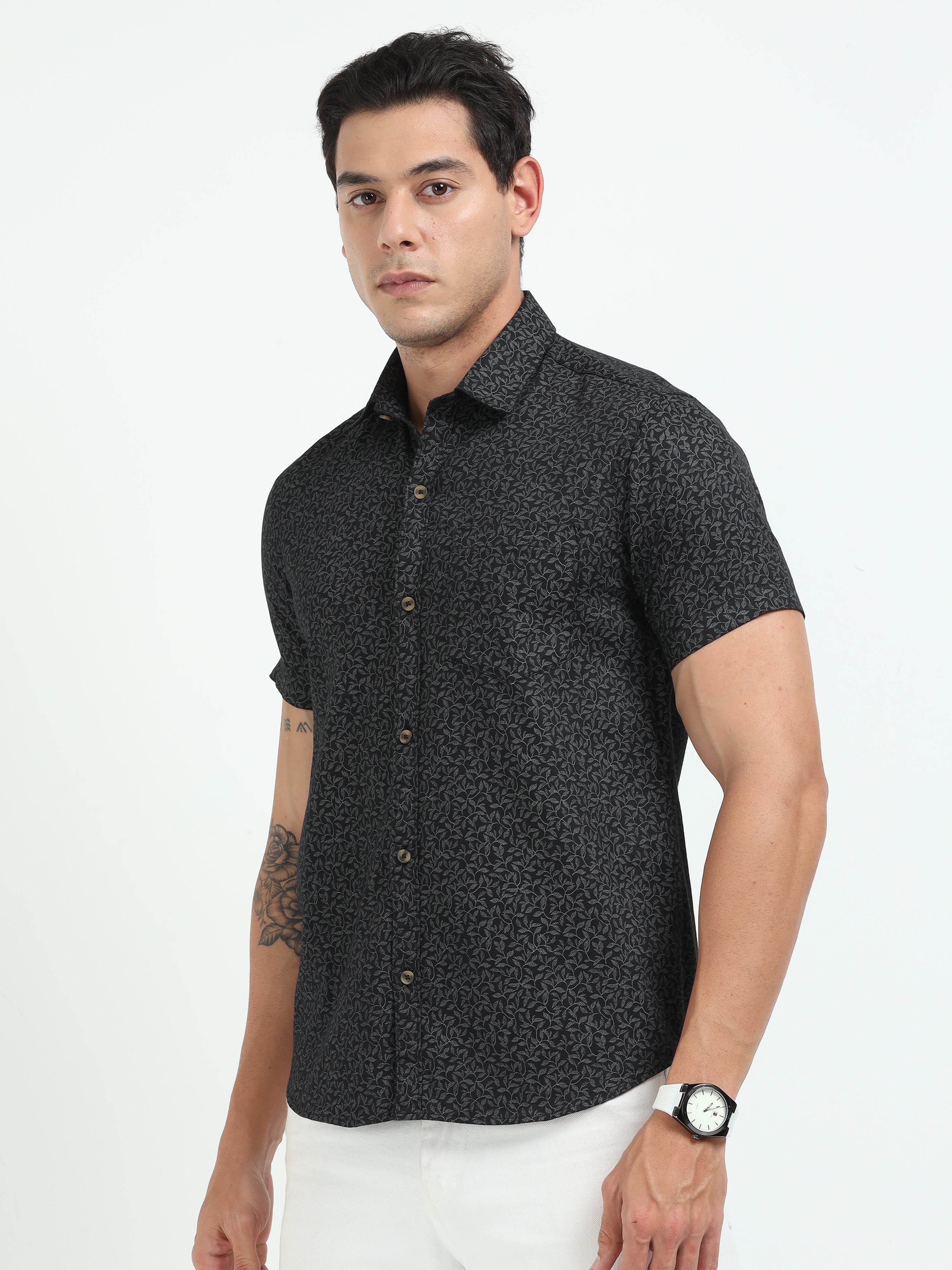 PRĀNA – Midnight Canopy Half-Sleeve Shirt