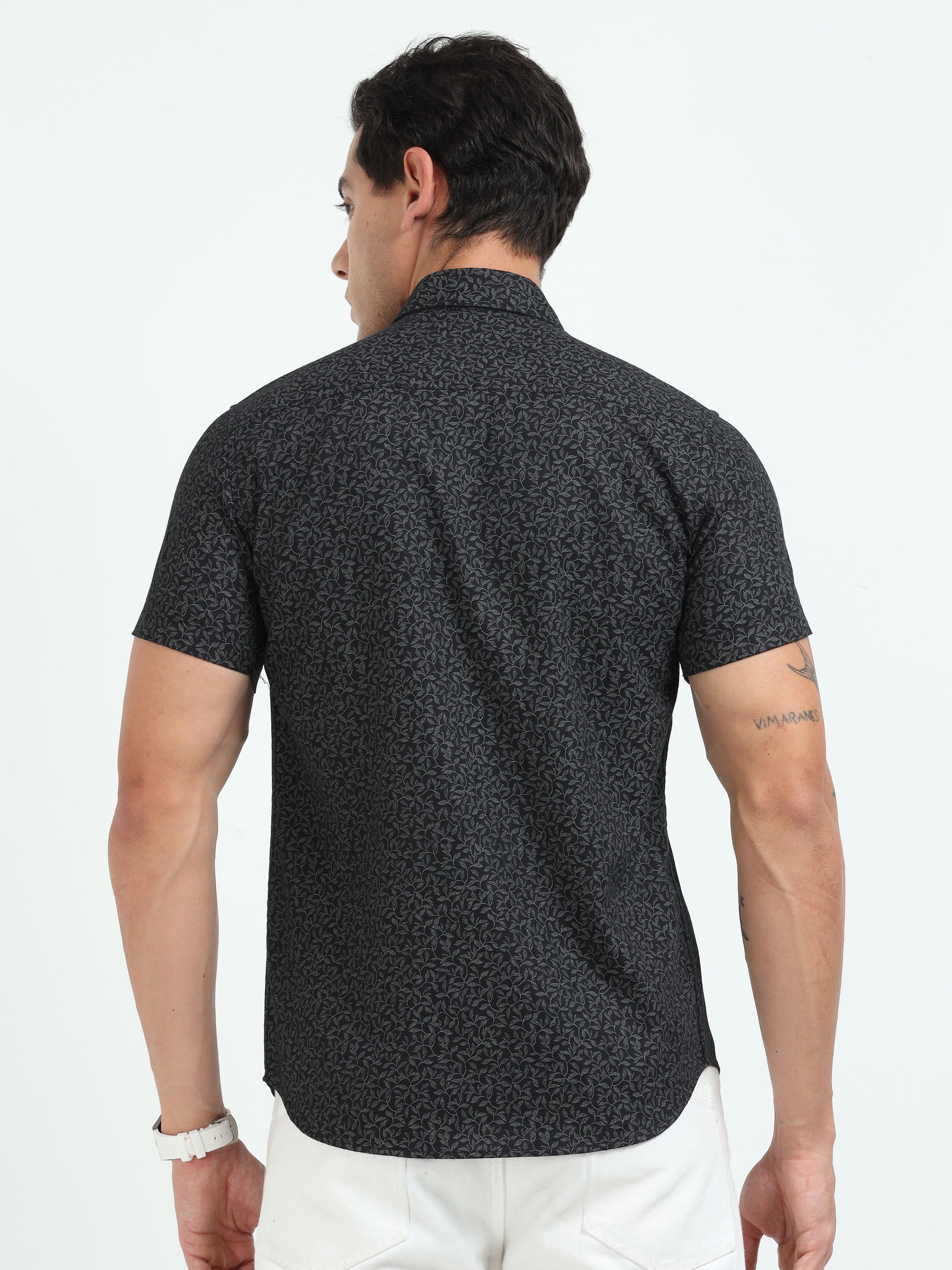 PRĀNA – Midnight Canopy Half-Sleeve Shirt